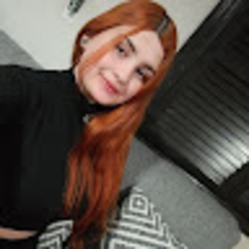 Meet your Posher, Alejandra